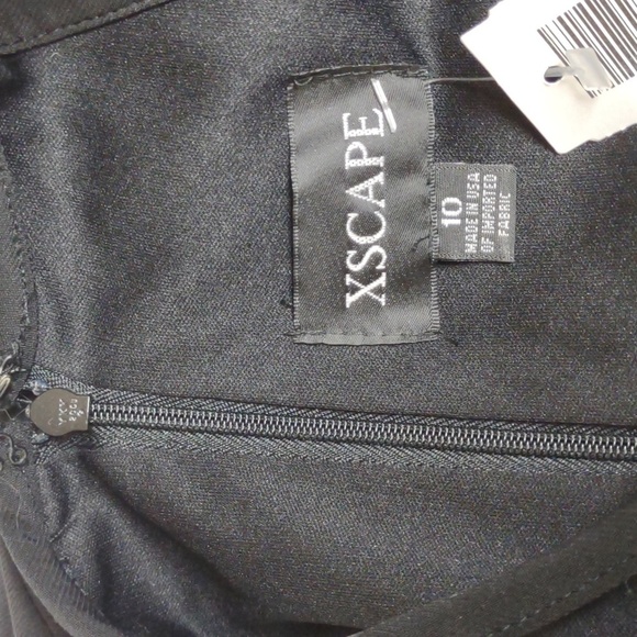 Xscape Black Sleeveless Gown with Zipper & Slit, Size 10 - Picture 5 of 9